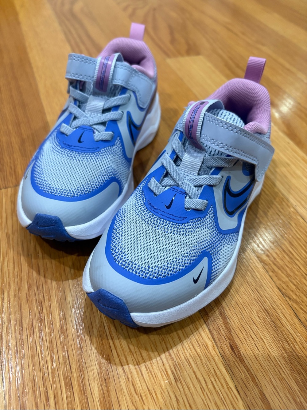 Nike Girls' Blue & Pink Sneakers - brand new